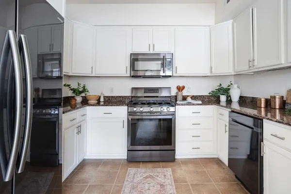 $477,777 | 1300 Moon Circle, Unit 1324, Folsom, CA 95630
