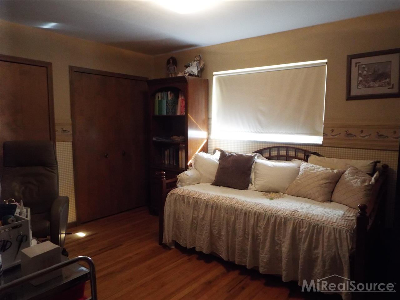 7235 Flamingo Road Algonac, MI 48001 - Photo 9 of 16 31210462-8.JPG