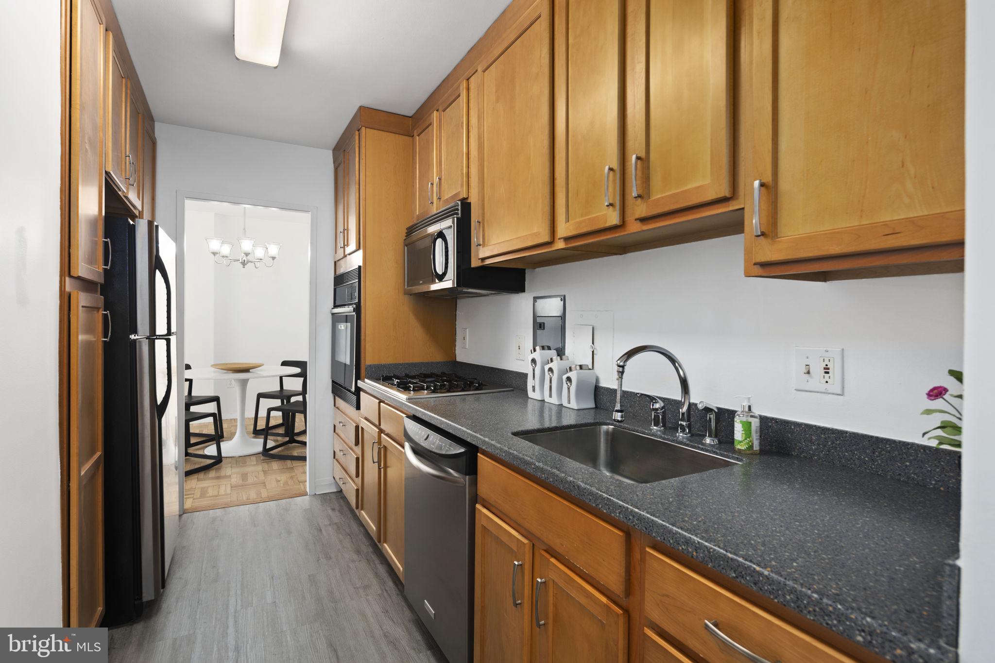 4000 Tunlaw Road Northwest, Unit 612 Washington, DC 20007 - Photo 2 of 25