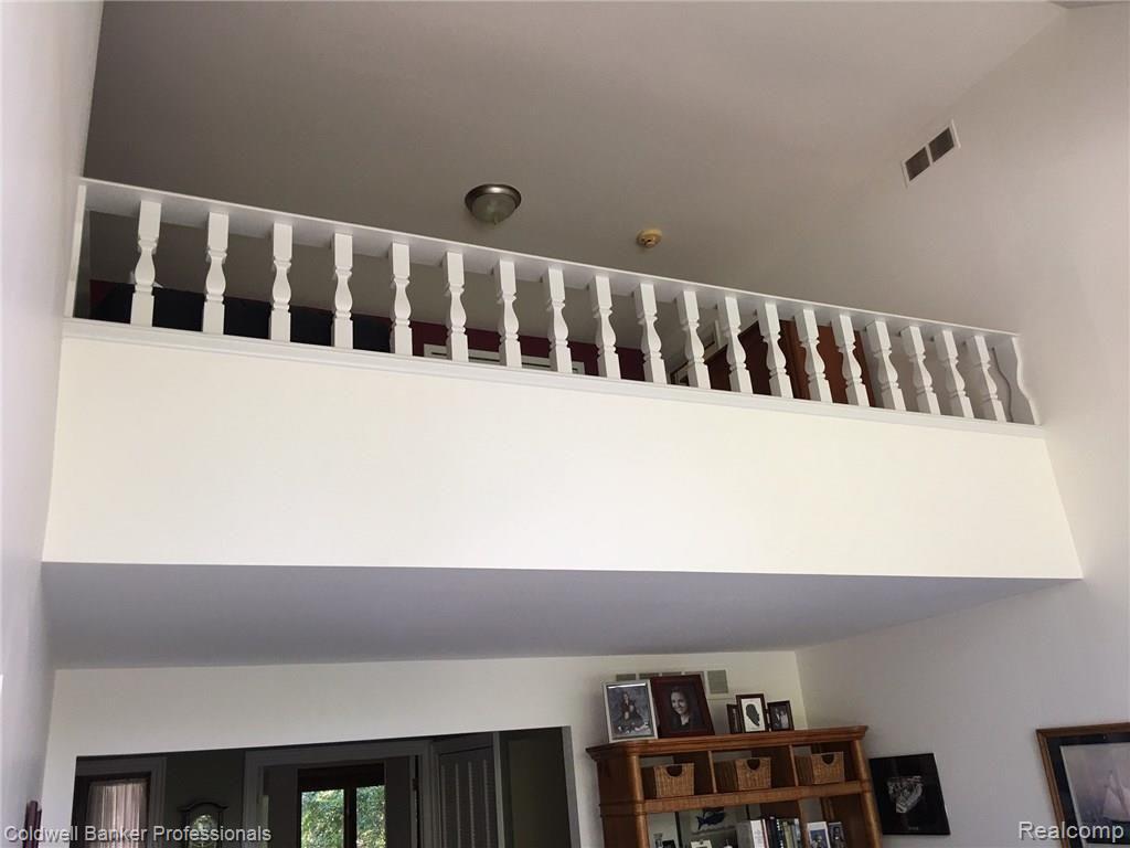 31175 Lahser Road Beverly Hills, MI 48025 - Photo 13 of 21