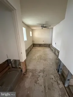 a view of a storage & utility room