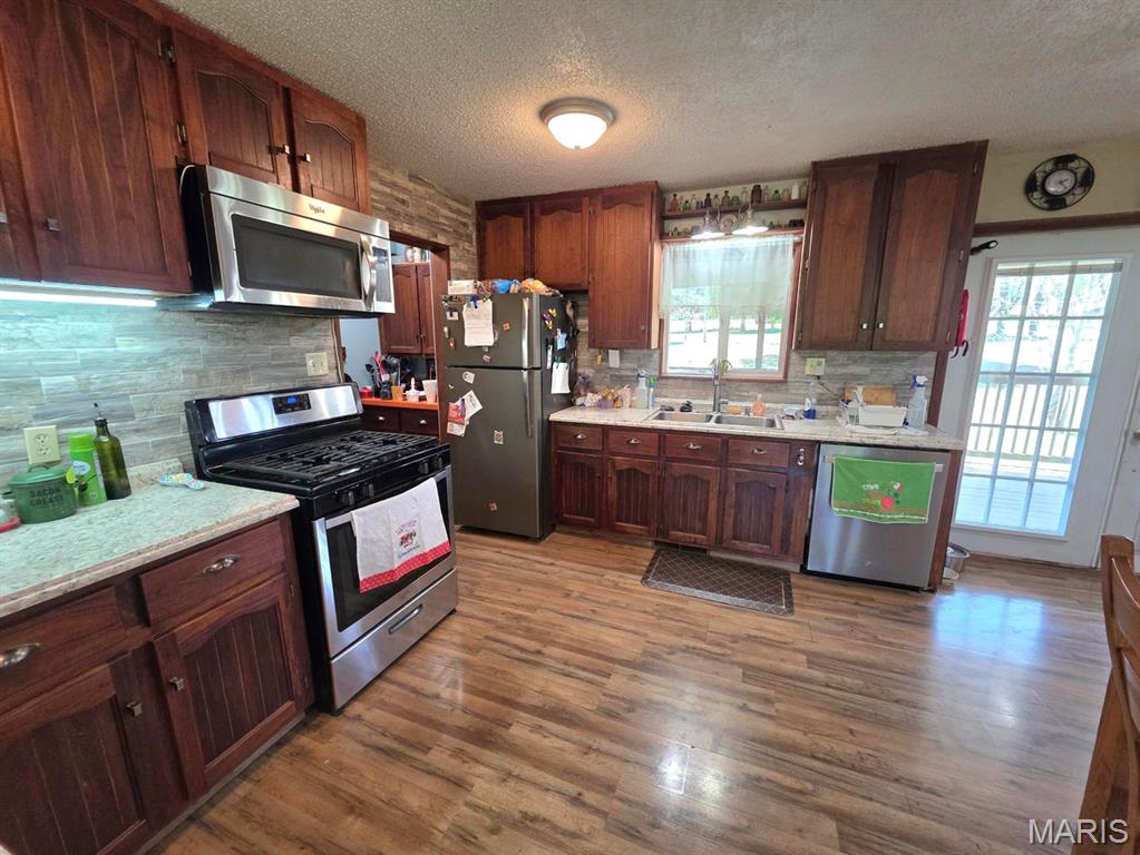 966 Cleveland Road Houston, MO 65483 - Photo 11 of 54