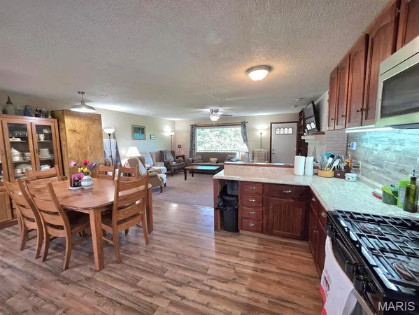 $239,900 | 966 Cleveland Road, Houston, MO 65483