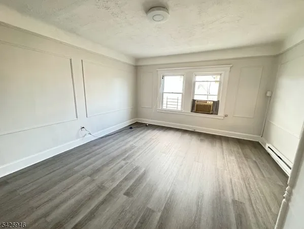 $1,600 | 854 South 15th Street, Unit 3, Newark, NJ 07108