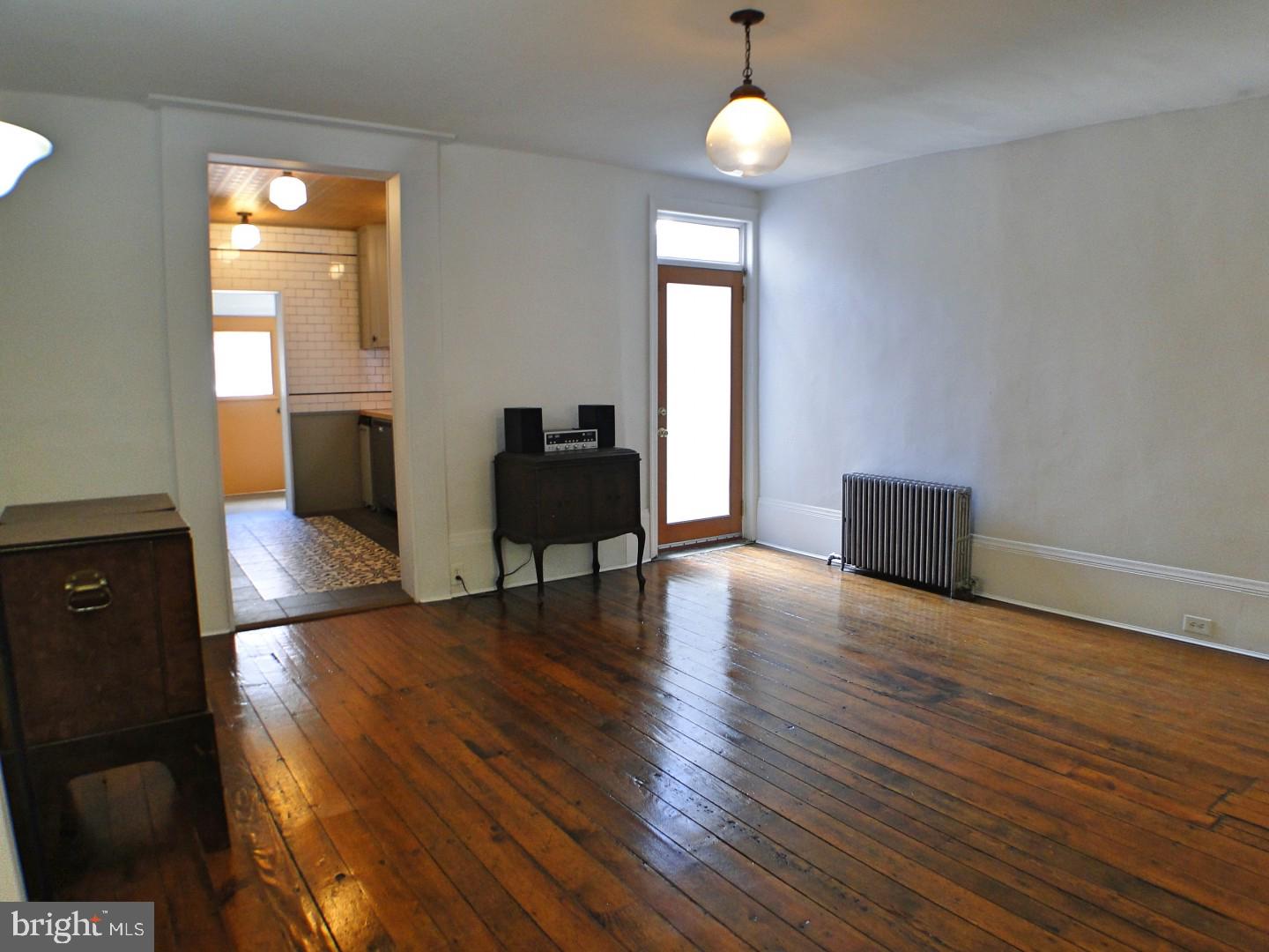 620 Wharton Street Philadelphia, PA 19147 - Photo 14 of 49 Dining room