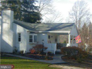 309 Irish Road Berwyn, PA 19312 - Photo 3 of 6