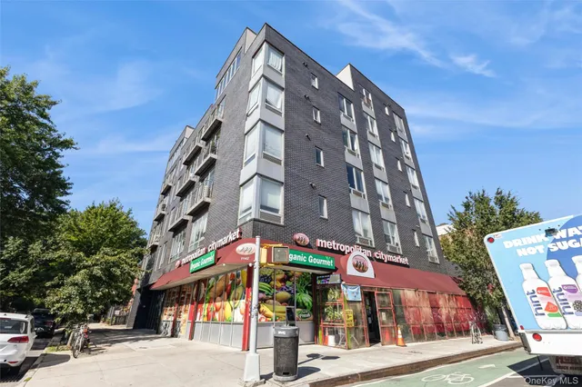 $699,999 | 111 Monroe Street, Unit 4F | Bedford-Stuyvesant
