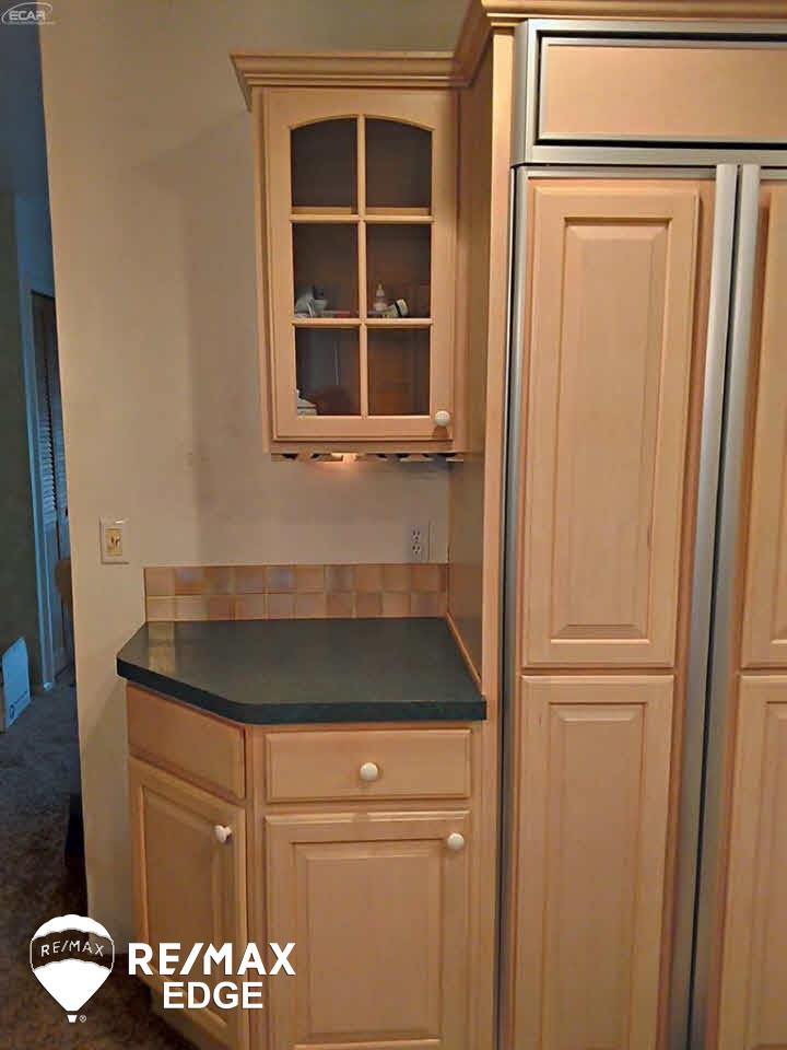 7124 Sharp Road Swartz Creek, MI 48473 - Photo 3 of 7 21278779-2.JPG