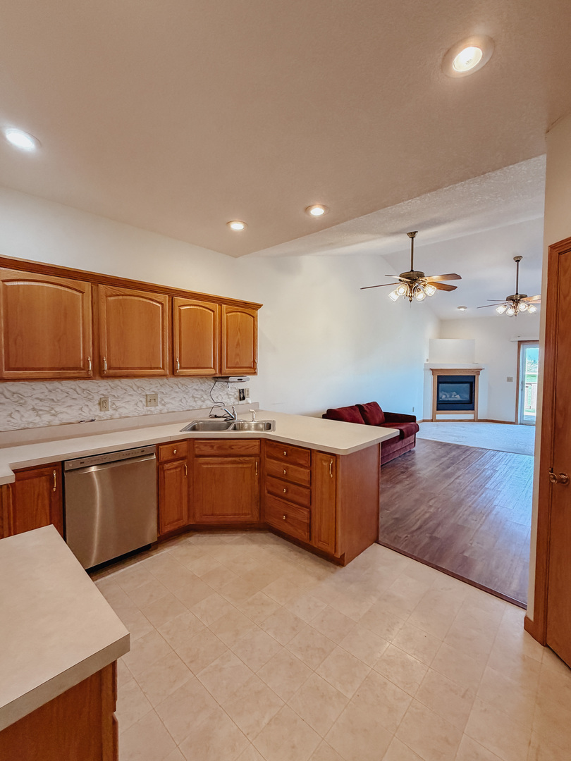 712 West St Joseph Street Preston, IA 52069 - Photo 9 of 21