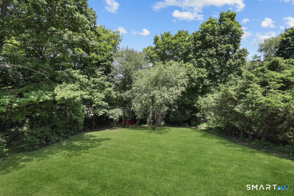 24 Island Hill Avenue Ridgefield, CT 06877 - Photo 32 of 40