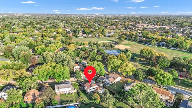 $599,900 | 1306 East Best Drive, Arlington Heights, IL 60004