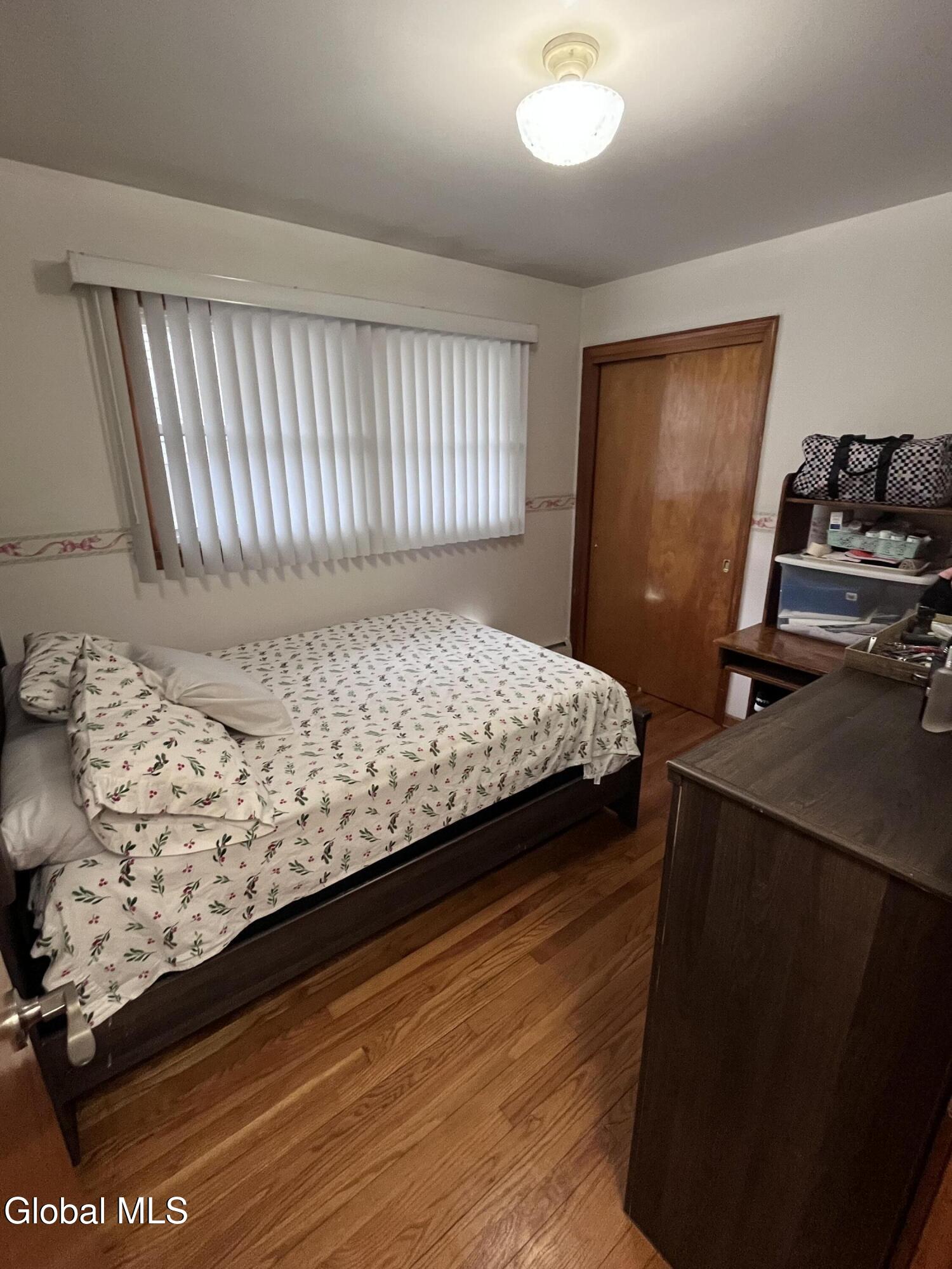 1911 Golf Avenue Schenectady, NY 12308 - Photo 14 of 25 IMG_6832