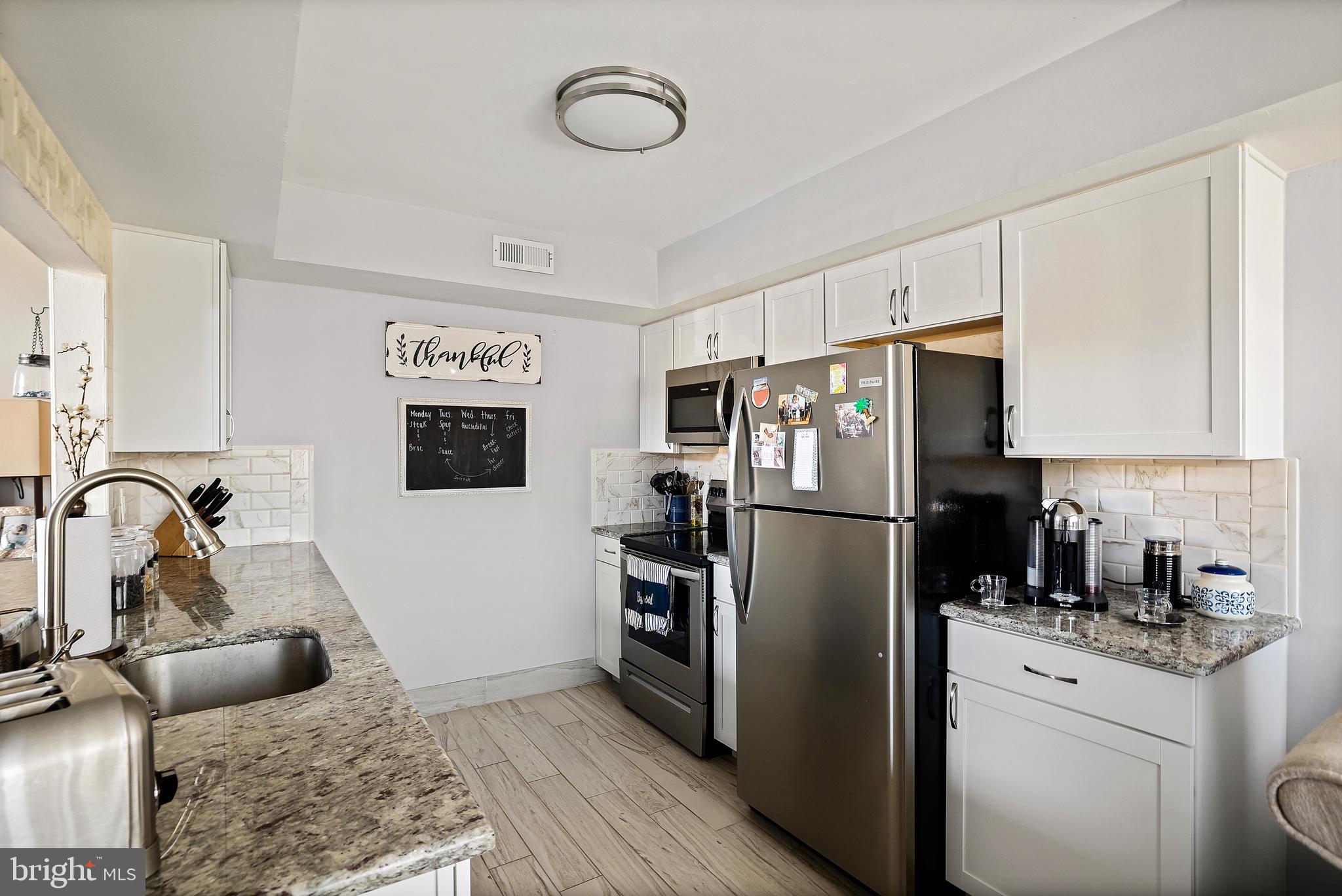 2210 Sandra Road Voorhees, NJ 08043 - Photo 15 of 27