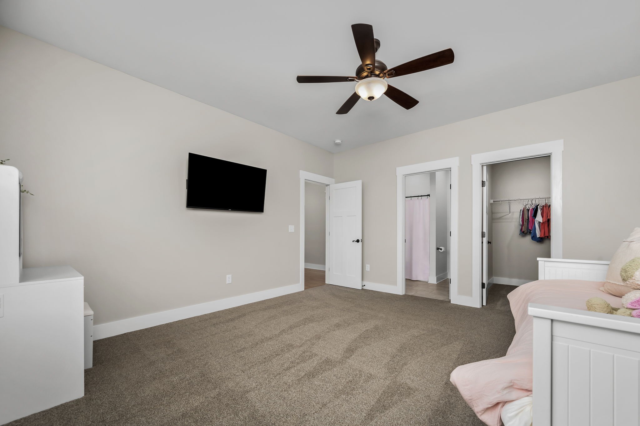 12365 Hogwood Road Milton, TN 37118 - Photo 38 of 59 a living room with furniture and a flat screen tv