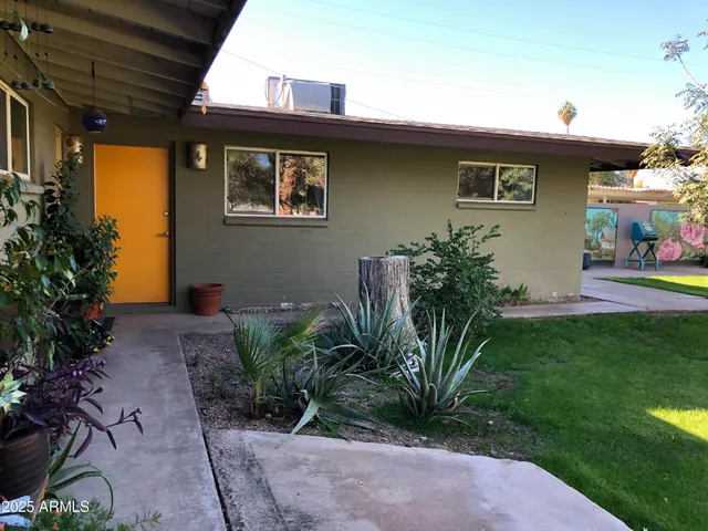 $1,275 | 2020 South Granada Drive, Unit 4, Tempe, AZ 85282