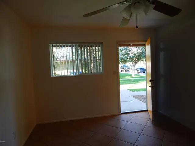 $1,275 | 2020 South Granada Drive, Unit 4, Tempe, AZ 85282