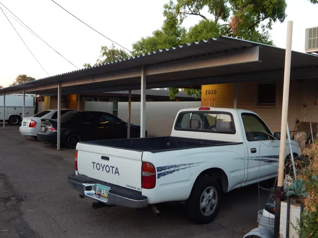 $1,275 | 2020 South Granada Drive, Unit 4, Tempe, AZ 85282