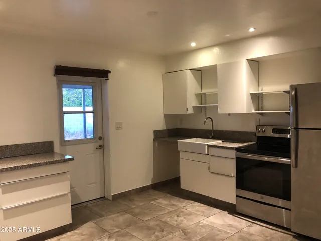 $1,275 | 2020 South Granada Drive, Unit 4, Tempe, AZ 85282