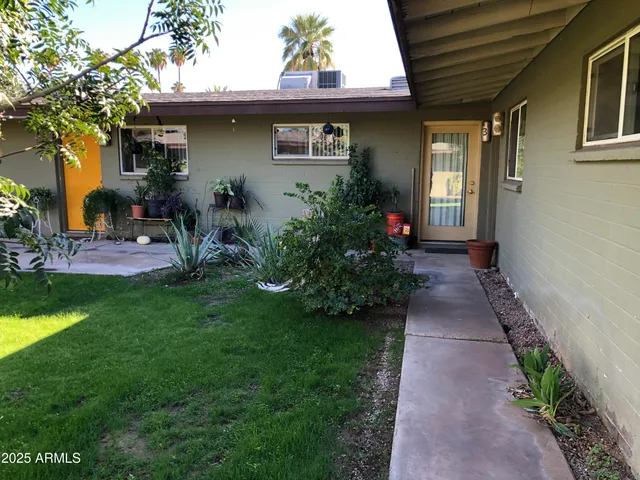 $1,275 | 2020 South Granada Drive, Unit 4, Tempe, AZ 85282
