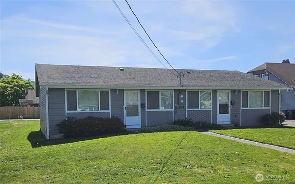 $575,000 | 621 State Street, Sedro-Woolley, WA 98284
