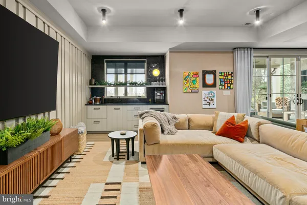 $5,295,000 | 3500 North Abingdon Street, Arlington, VA 22207