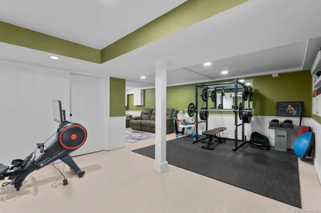 $3,000 | 27 Strathmore Road, West Haven, CT 06516