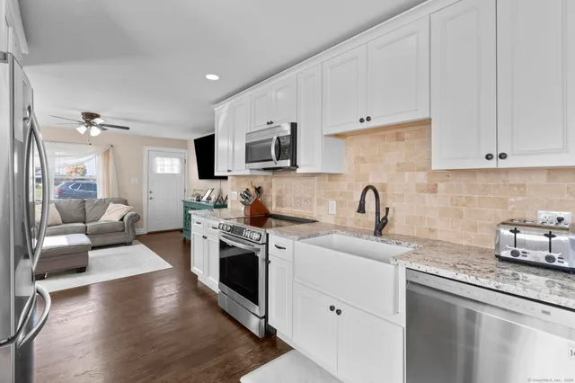 $3,000 | 27 Strathmore Road, West Haven, CT 06516