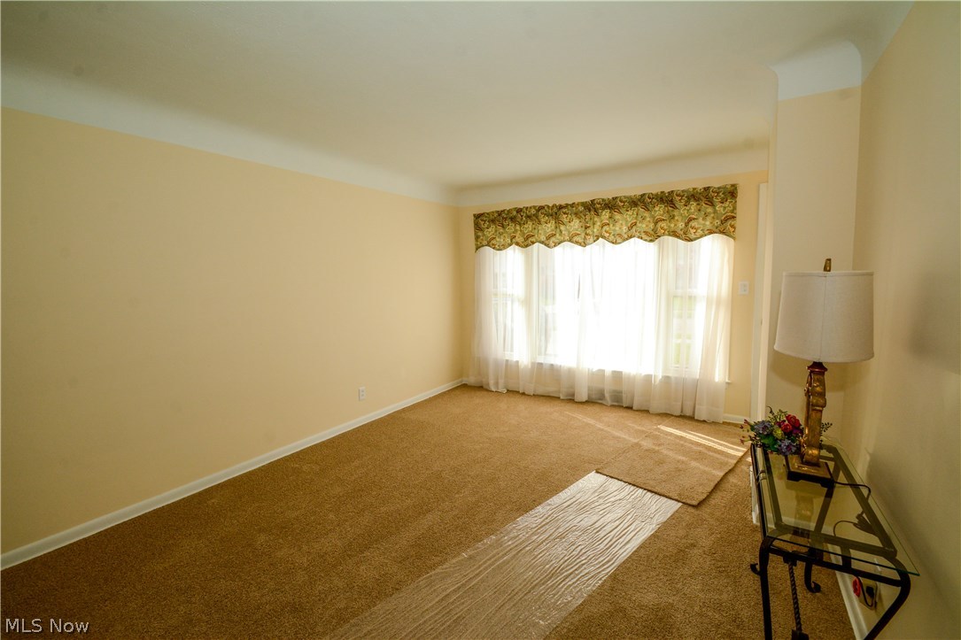 799 Glenhurst Road Willowick, OH 44095 - Photo 3 of 35