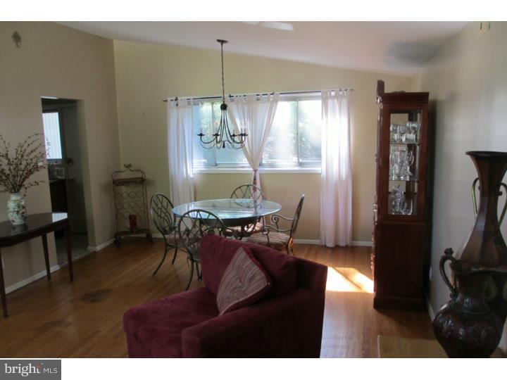 124 Yew Road Cheltenham, PA 19012 - Photo 4 of 21 Dining Room
