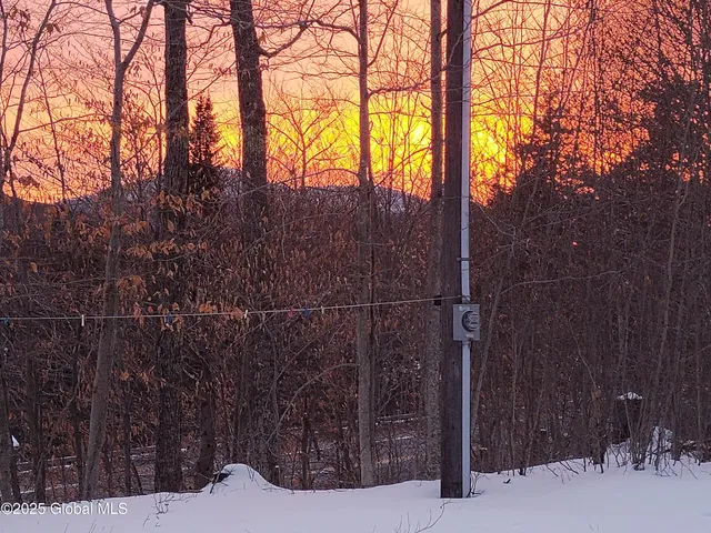 $399,000 | 1492 Tupper Road, Long Lake, NY 12847