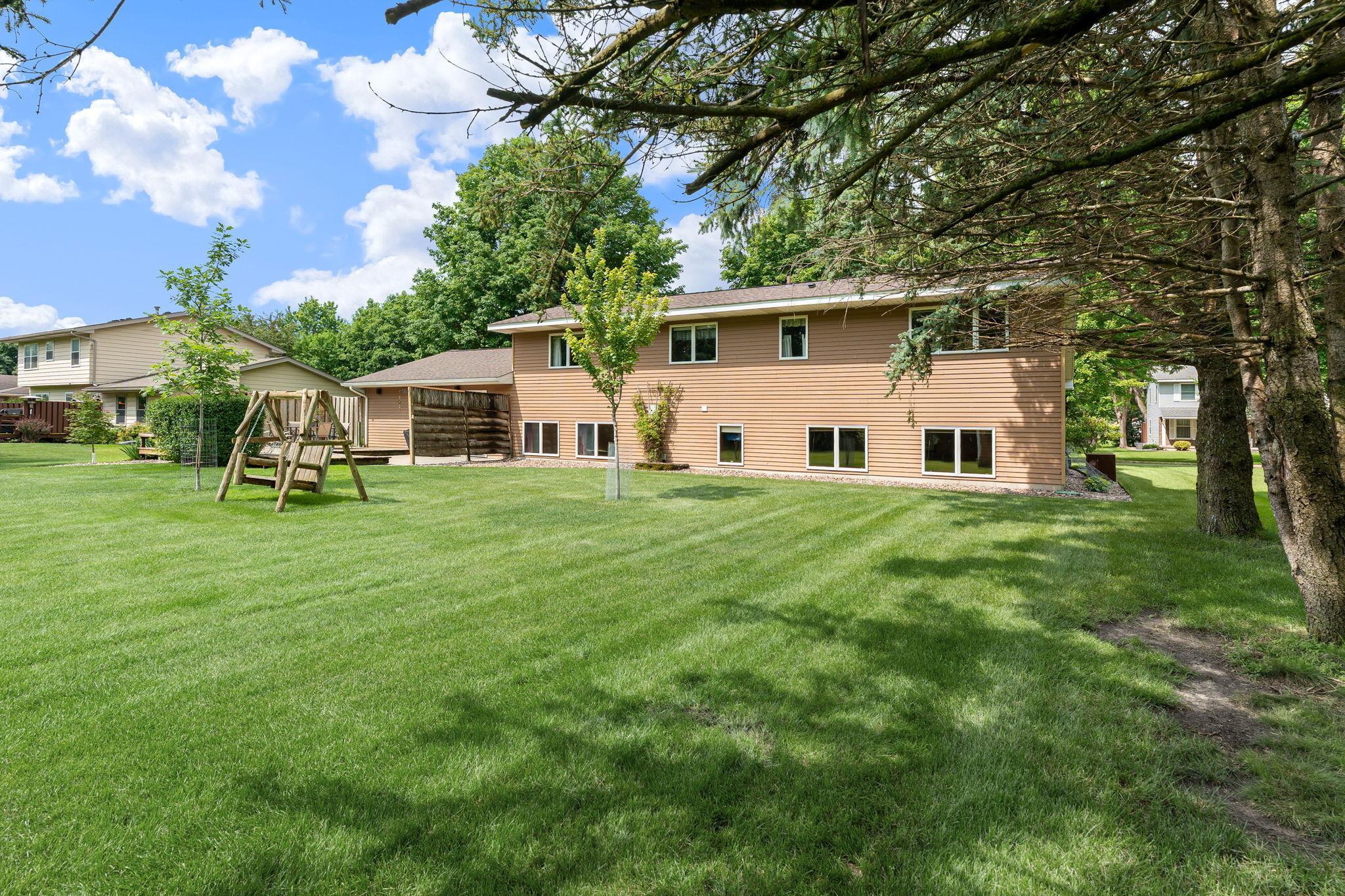 1807 9th Street Southwest Austin, MN 55912 - Photo 10 of 53