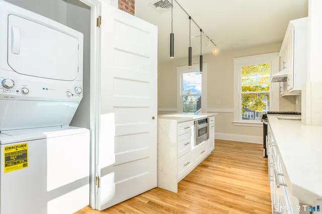 $2,800 | 27 Hubinger Street, Unit 2, New Haven, CT 06511