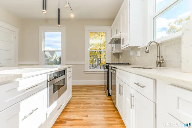 $2,800 | 27 Hubinger Street, Unit 2, New Haven, CT 06511