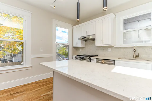 $2,800 | 27 Hubinger Street, Unit 2, New Haven, CT 06511