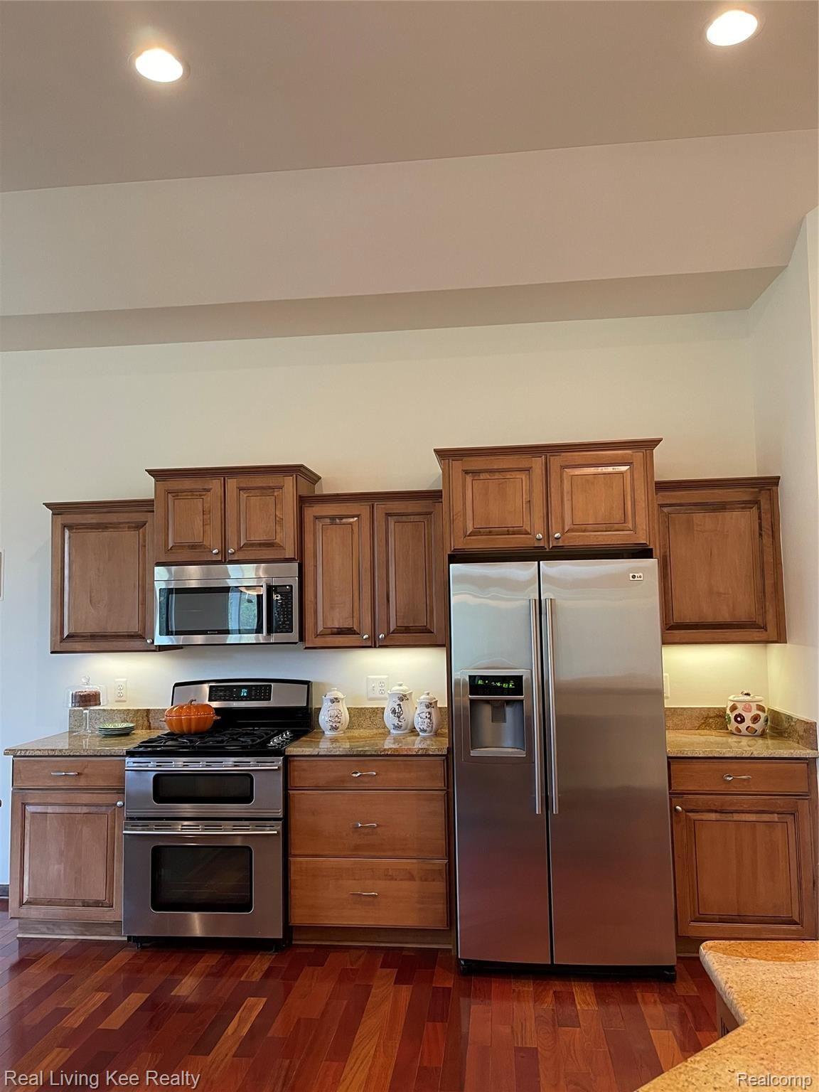 930 East Leonard Road Leonard, MI 48367 - Photo 23 of 49 leonard31.jpg
