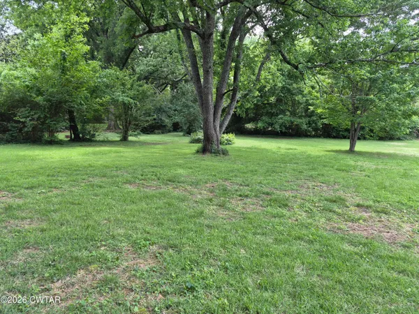 $845,000 | 42 Stonehaven Road, Jackson, TN 38305