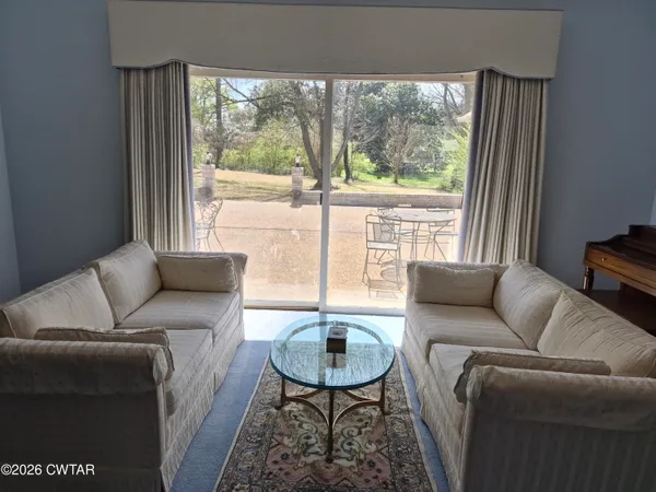 $845,000 | 42 Stonehaven Road, Jackson, TN 38305