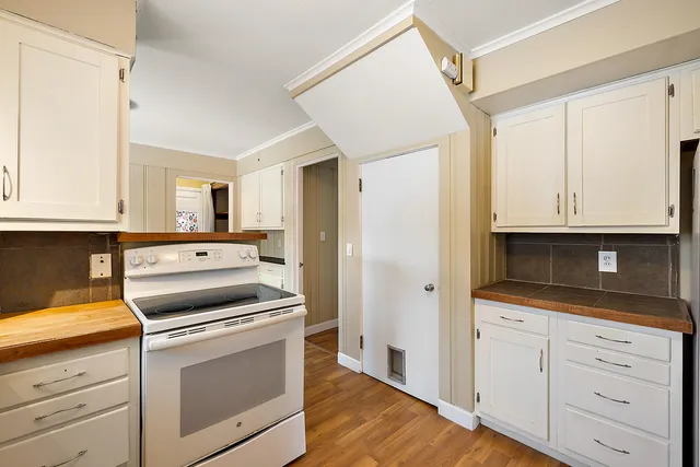 $375,000 | 1218 Westmoorland Street, Ypsilanti, MI 48197