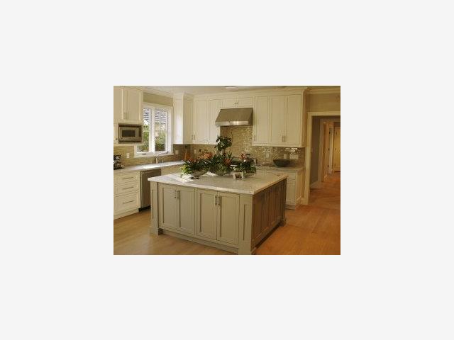 324 Yale Road Menlo Park, CA 94025 - Photo 3 of 9