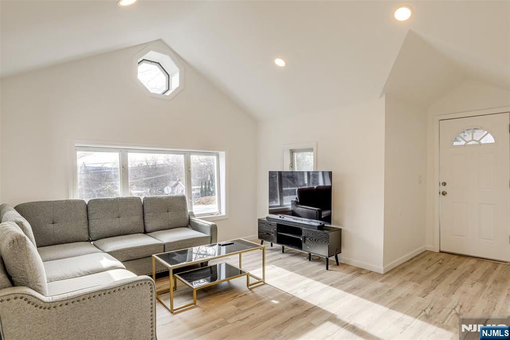 10 Ridge Road Stanhope, NJ 07874 - Photo 3 of 11