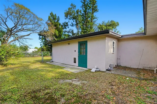 $330,000 | 1619 Suponic Avenue, Sarasota, FL 34243