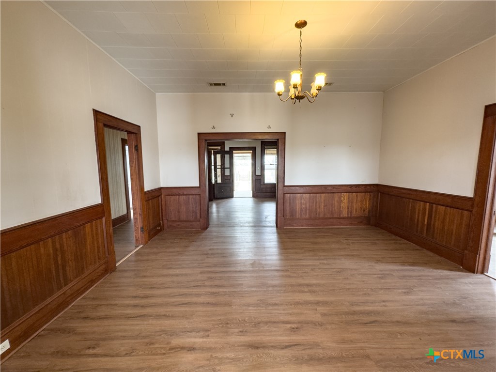 670 Thiele Road Yoakum, TX 77995 - Photo 13 of 47