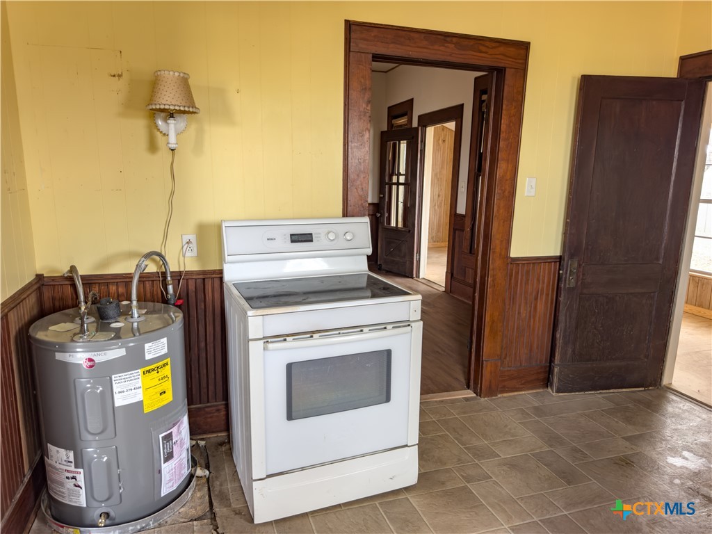 670 Thiele Road Yoakum, TX 77995 - Photo 30 of 47