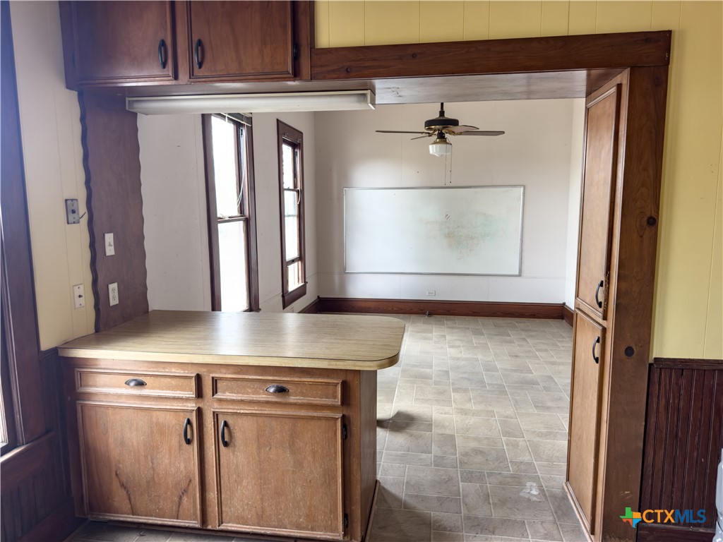 670 Thiele Road Yoakum, TX 77995 - Photo 32 of 47