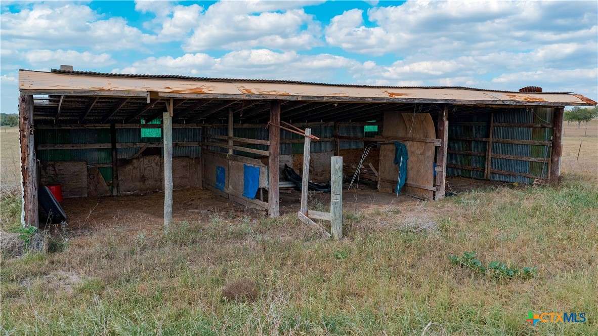 670 Thiele Road Yoakum, TX 77995 - Photo 37 of 47