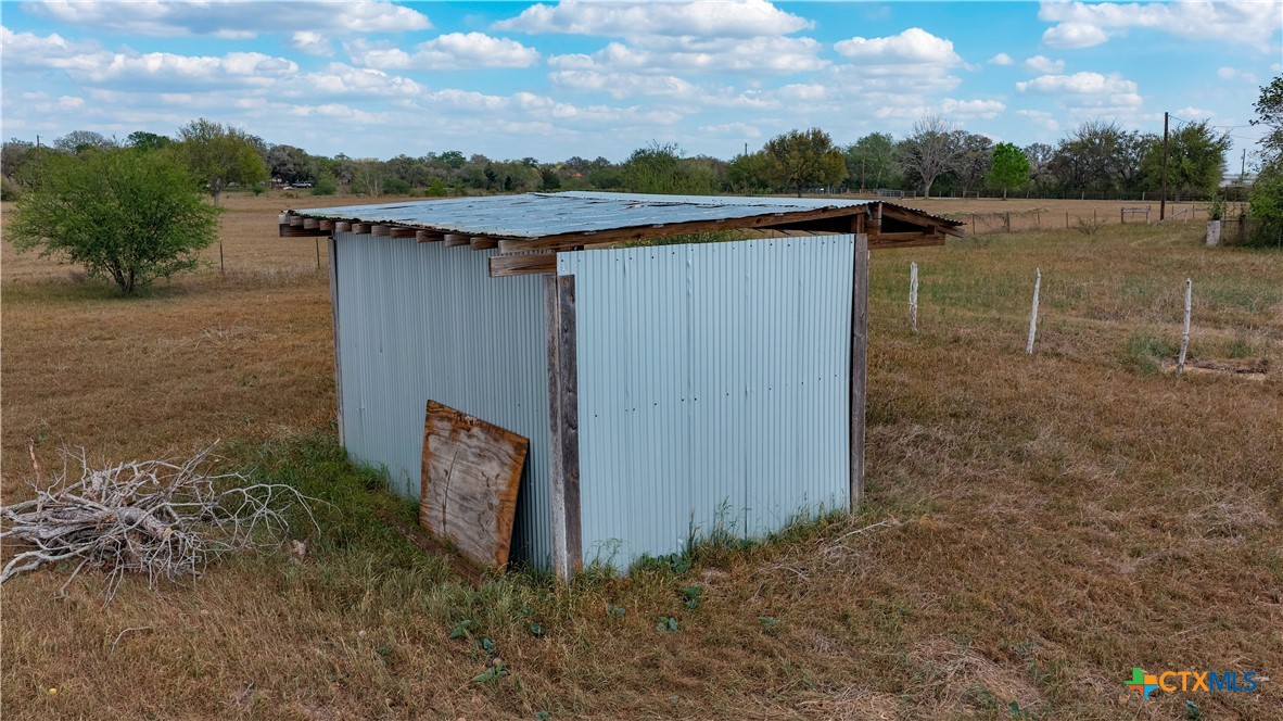 670 Thiele Road Yoakum, TX 77995 - Photo 41 of 47