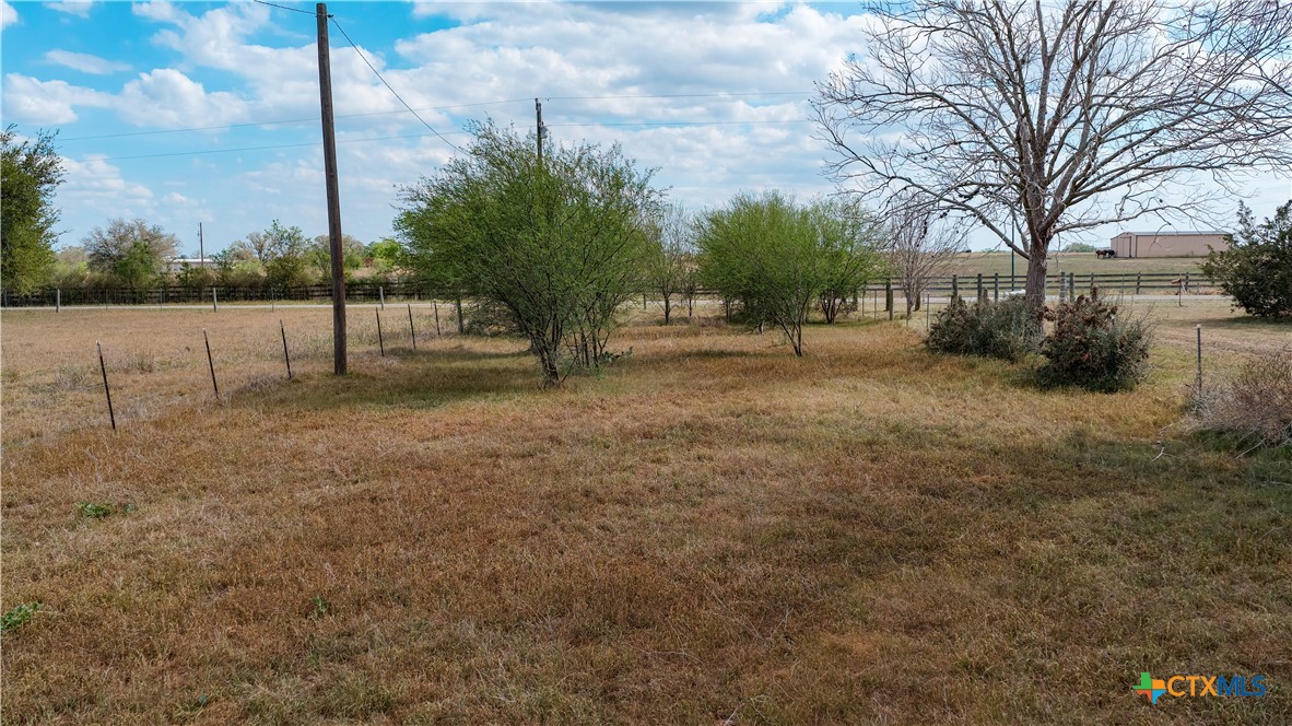 670 Thiele Road Yoakum, TX 77995 - Photo 42 of 47