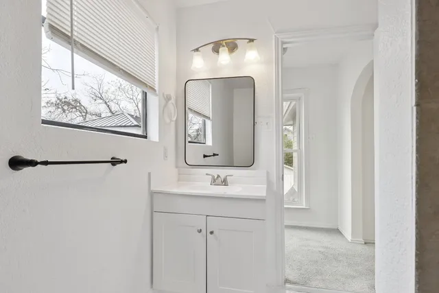 $4,000 | 2814 Gonzales Street, Austin, TX 78702