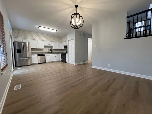 $2,950 | 22306 West Niagara Court, Plainfield, IL 60544