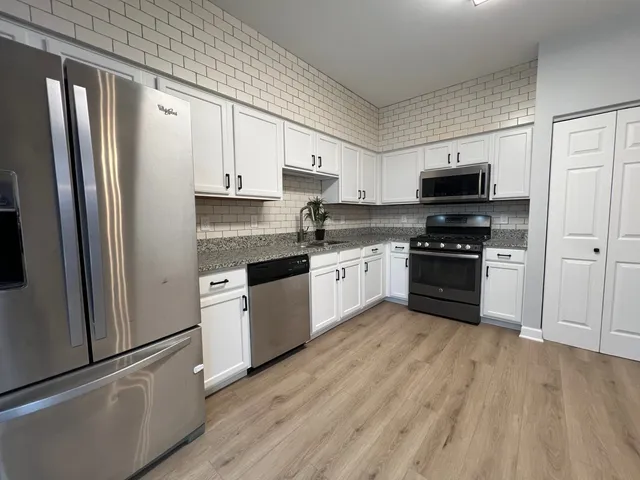 $2,950 | 22306 West Niagara Court, Plainfield, IL 60544